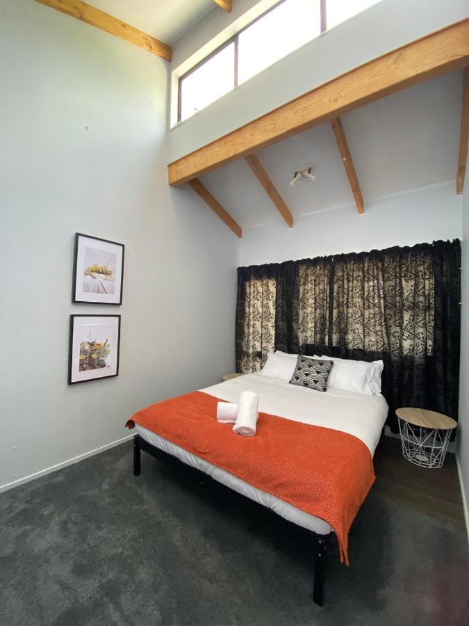 Motuoapa Bay Chalets Turangi Zewnętrze zdjęcie