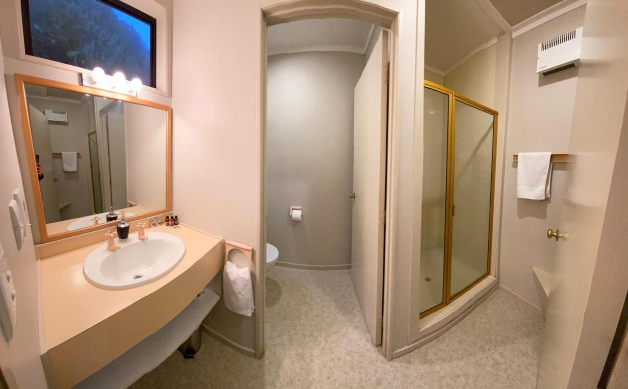 Motuoapa Bay Chalets Turangi Zewnętrze zdjęcie